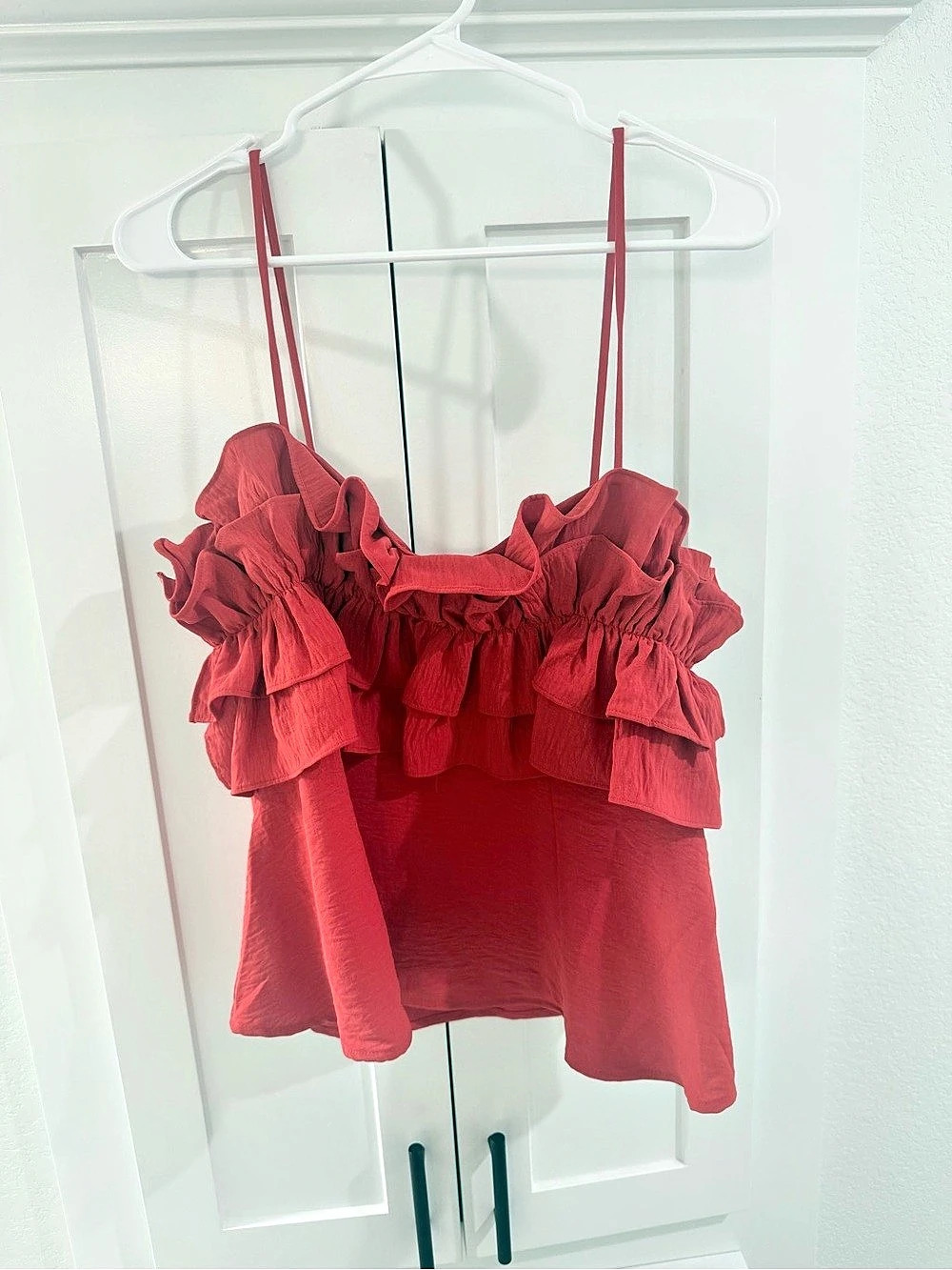 Sienna Sky Ruffle Camisole in Red XL New